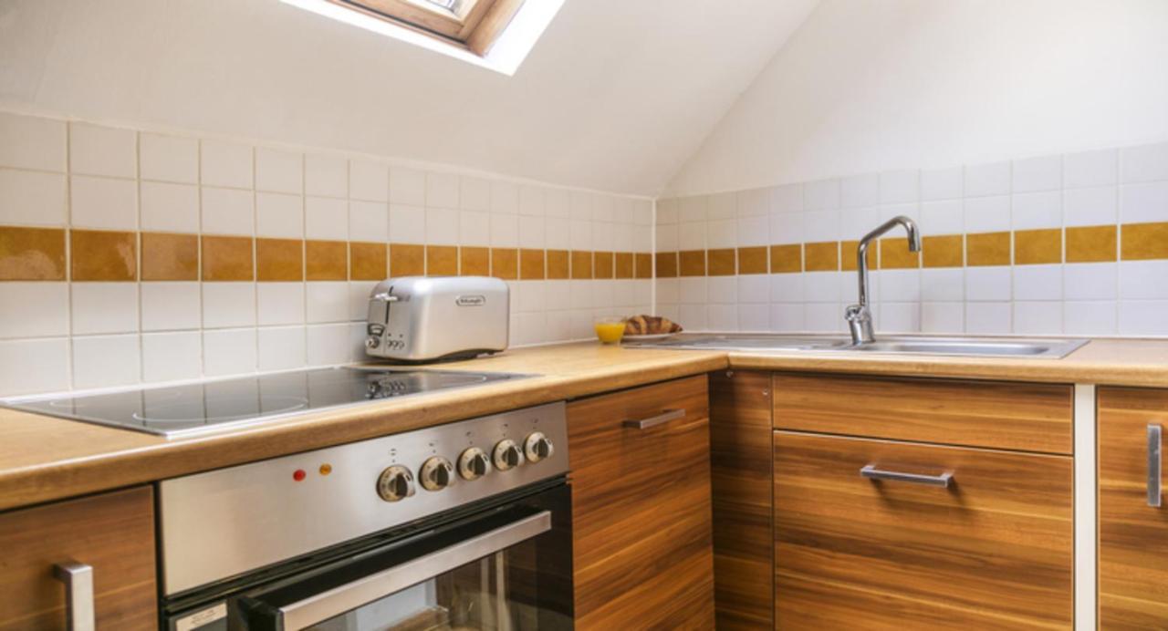 Spacious Duplex In Brussels Historical Center Luaran gambar