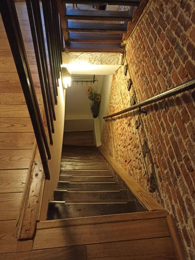 Spacious Duplex In Brussels Historical Center Luaran gambar